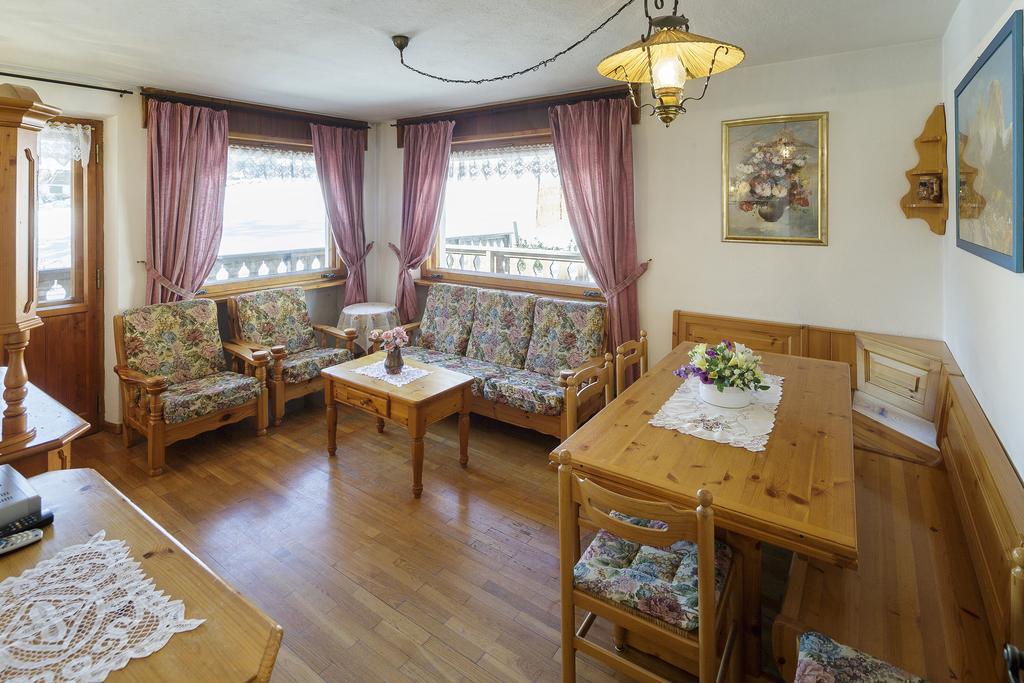 Villa Casanova - Stayincortina Cortina dʼAmpezzo Quarto foto